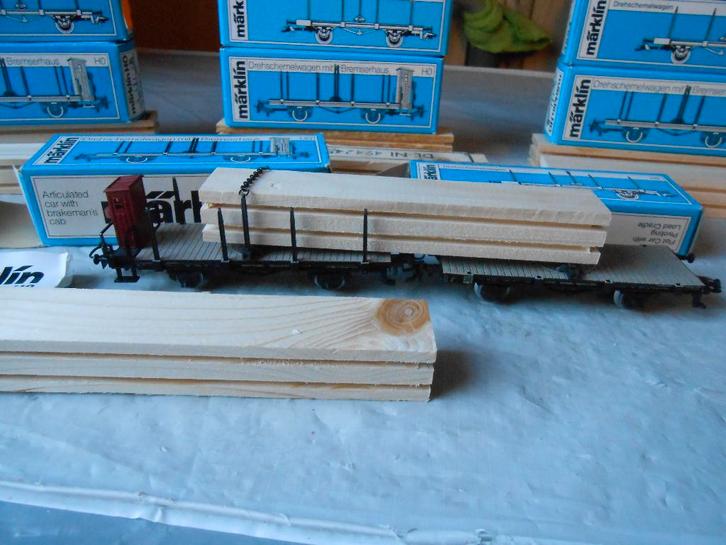 Märklin 4684 en 4697, set draaischemelwagons met houtlading, Hobby en Vrije tijd, Modeltreinen | H0, Nieuw, Treinset, Wisselstroom