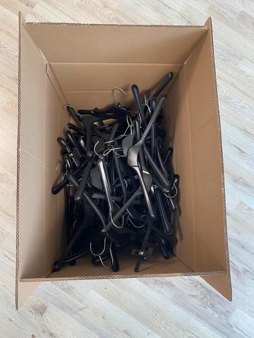 Gratis kledinghangers - Nieuw beschikbaar voor biedingen