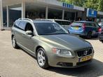 Volvo V70 2.5T 231pk 5 Cilinder Summum Keyless Premium sound, Voorwielaandrijving, Gebruikt, Startonderbreker, 2521 cc