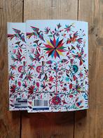 2 ' Glossy' Bijbels. Verkocht., Ophalen of Verzenden, Zo goed als nieuw