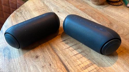 LG draadloze bleuthoot XBOOM speaker. Model PL7, Audio, Tv en Foto, Luidsprekers, Gebruikt, Front, Rear of Stereo speakers, Minder dan 60 watt