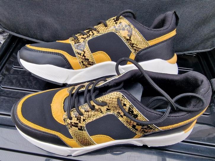NIEUW Claudia Ghizanni mt 41 schoen geel zwart vele stoffen, Kleding | Dames, Schoenen, Nieuw, Sneakers of Gympen, Zwart, Ophalen