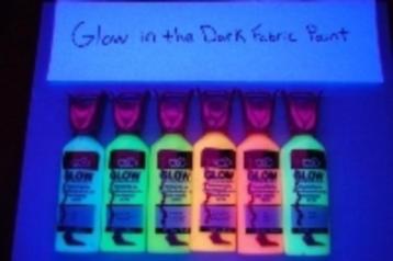 Glow in the dark hobby verf (kleren)