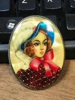 Handgeschilderde? Russische? Broches, Gesigneerd, Sieraden, Tassen en Uiterlijk, Broches, Overige materialen, 4 tot 7 cm, Gebruikt