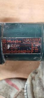 Metabo EWE 9123 S haakse slijper in koffer, Ophalen