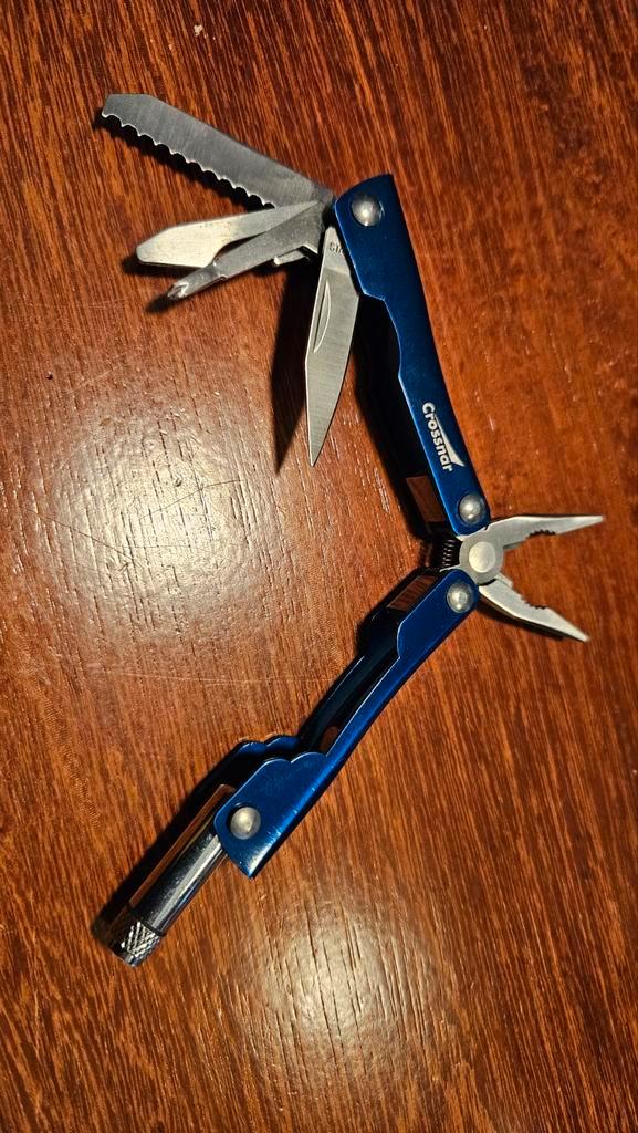 Crossnar Multitool - Blauw, Doe-het-zelf en Verbouw, Gereedschap | Handgereedschap, Zo goed als nieuw, Ophalen of Verzenden