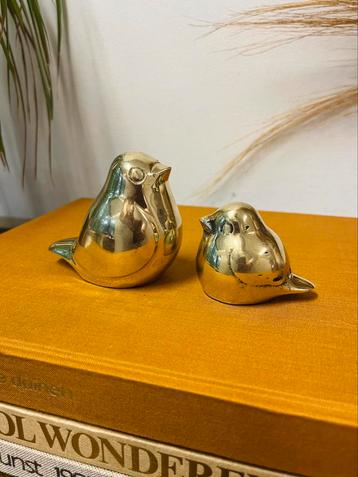 Prachtige set twee vintage messing vogels dierenbeeldjes beschikbaar voor biedingen