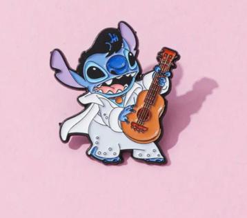ELVIS PRESLEY - STITCH Emaille PIN. beschikbaar voor biedingen