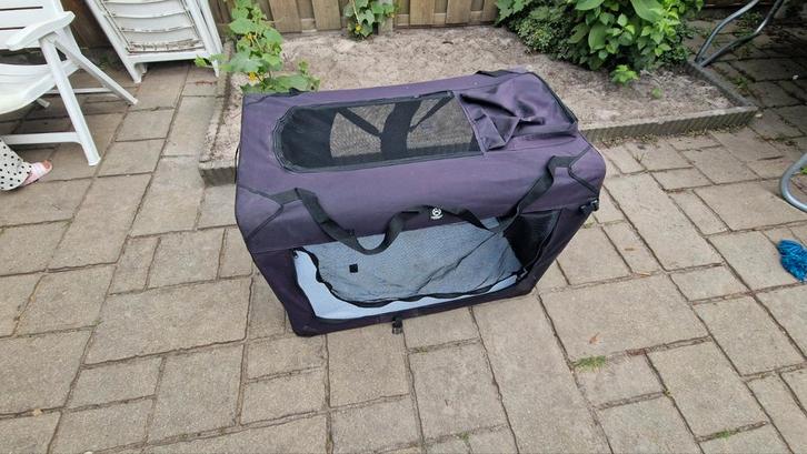 Honden bench te koop nog zo goed als nieuw, Dieren en Toebehoren, Hondenbenches, Zo goed als nieuw, Ophalen