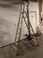 Haca leiter Dubbelzijdige Magazijntrap - Handig & Stevig!, Doe-het-zelf en Verbouw, Ladders en Trappen, Ophalen, Gebruikt, Trap