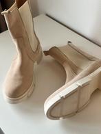 Ps Poelman enkellaarzen maat 41 beige nubuck leer x, Ophalen of Verzenden, Zo goed als nieuw, Beige