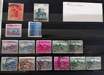 Pakistan, 15 postzegels gestempeld en in goede staat. beschikbaar voor biedingen