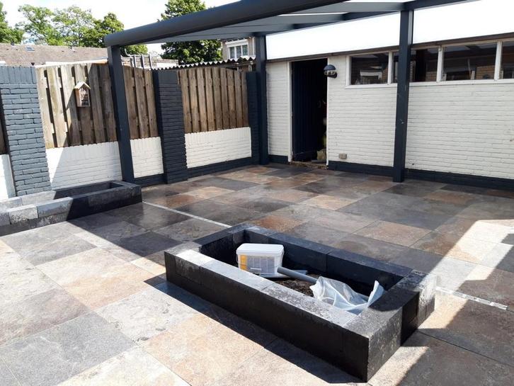 Stratenmaker, Diensten en Vakmensen, Tuinmannen en Stratenmakers, Bestrating