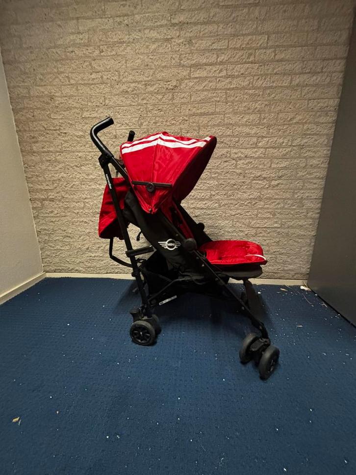 GEBRUIKT! Buggy Mini by easy walker €149,99, Kinderen en Baby's, Buggy's, Gebruikt, Ophalen of Verzenden