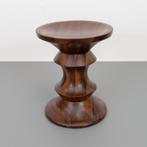 ACTIE!! 23x Vitra Eames Stool C - Amerikaans Notenhout, Niet ingevuld, Minder dan 50 cm, Niet ingevuld, Nieuw