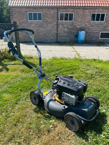Stiga Duwmaaier–Briggs&Stratton -Scherpe messen-Mulchfunctie beschikbaar voor biedingen