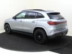 Mercedes-Benz EQA 350 4MATIC AMG Line 71 kWh / Panoramadak/, Auto's, Automaat, Zwart, 71 kWh, 435 min