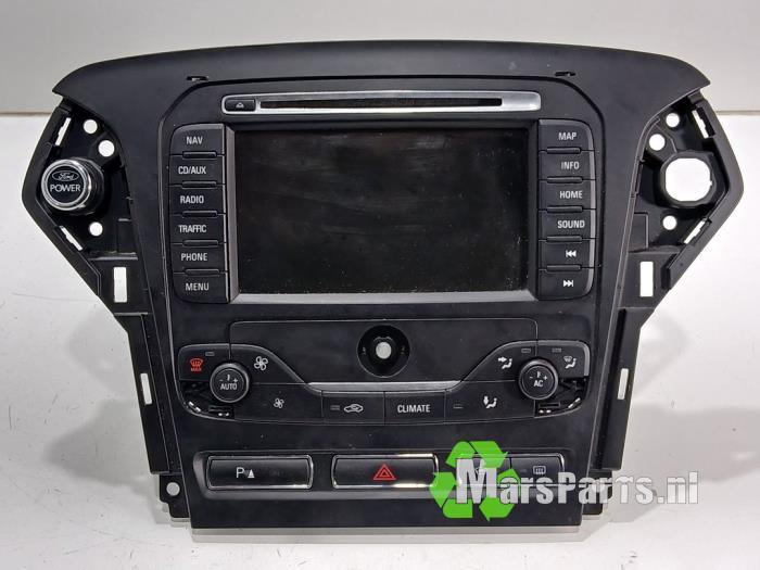 Radio CD Speler van een Ford Mondeo, Auto-onderdelen, Elektronica en Kabels, Ford, Gebruikt, 6 maanden garantie, 12 maanden garantie