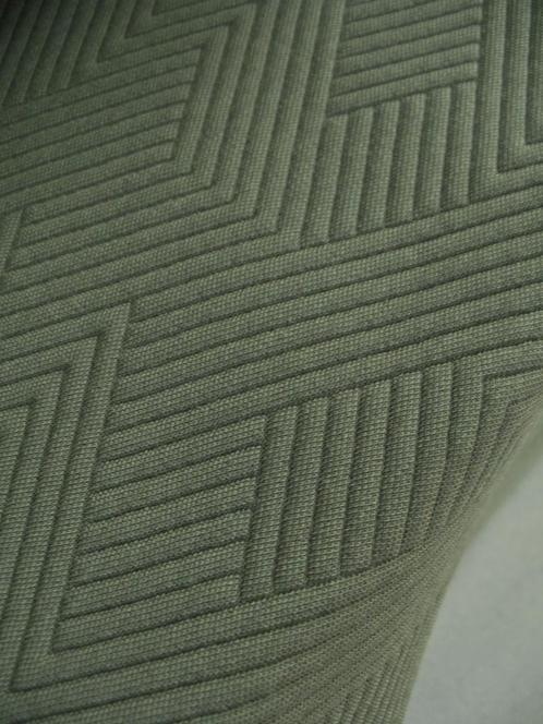 STOF VOOR DESIGN: Kvadrat Febrik Mizmaze groen DIV. METERS, Hobby en Vrije tijd, Stoffen en Lappen, Nieuw, Wol, 120 cm of meer