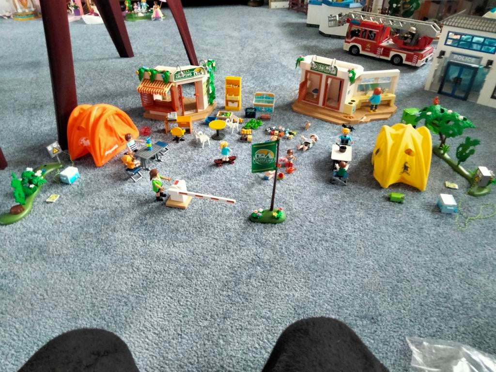 Grote camping van Playmobil,met speeltuin., Ophalen of Verzenden