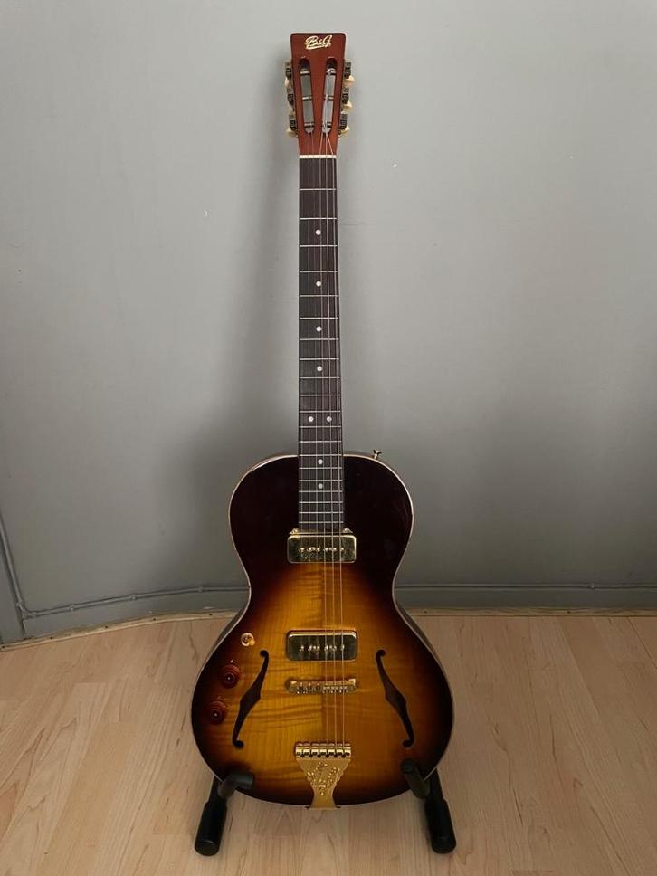 Linkshandige B&G Little Sister Crossroads parlor gitaar., Muziek en Instrumenten, Snaarinstrumenten | Gitaren | Elektrisch, Zo goed als nieuw