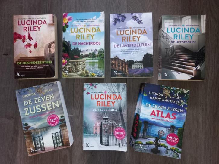 Boeken Lucinda Riley, Boeken, Romans, Zo goed als nieuw, Nederland, Ophalen of Verzenden