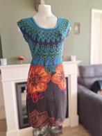 Desigual pauw achtige bovenzijde jurk L gratis verz in NL, Maat 38/40 (M), Verzenden, Zo goed als nieuw, Knielengte
