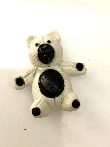Poppetje Beer wart wit klein 2,5 cm beschikbaar voor biedingen
