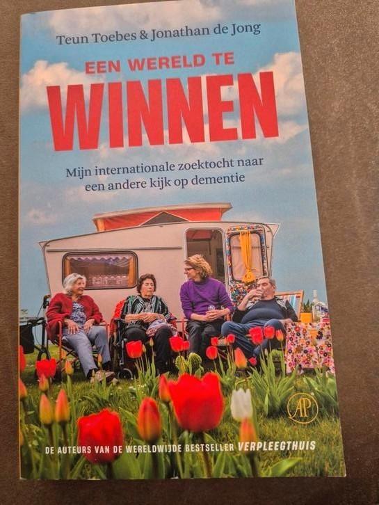 Teun Toebes - Een Wereld te winnen, Boeken, Overige Boeken, Zo goed als nieuw, Ophalen of Verzenden