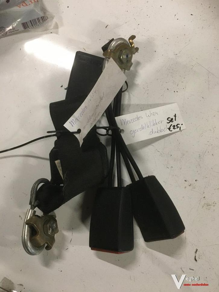 Mercedes W124 1986 Gordel set achter, Auto-onderdelen, Interieur en Bekleding, Gebruikt, Ophalen of Verzenden