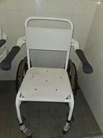 Douche stoel. Verrijdbaar, Ophalen, Zo goed als nieuw