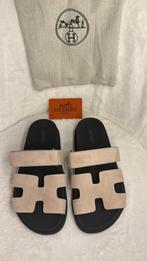 Hermès Chypre Slippers – Dames – Maat 38 – Wit/Beige, Ophalen of Verzenden, Zo goed als nieuw