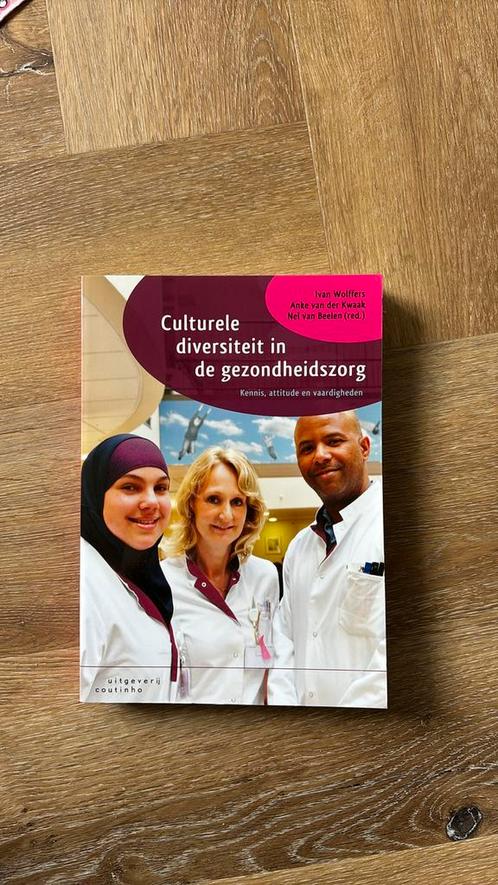 Culturele diversiteit in de gezondheidszorg, Boeken, Wetenschap, Zo goed als nieuw, Ophalen