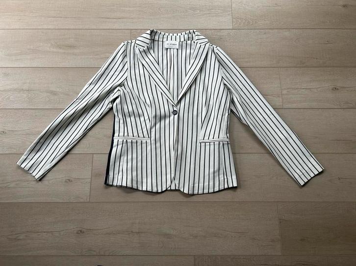 Gestreept Jasje van In Shape - Maat L, Kleding | Dames, Jasjes, Kostuums en Pakken, Zo goed als nieuw, Jasje, Maat 38/40 (M), Wit