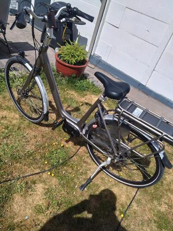 Zo goed als nieuwe elektrische fiets. Werkt niet  beschikbaar voor biedingen