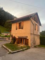 Sfeervol vakantiehuis *** in de Franse alpen v.a. 72 euro, Vakantie, Alpen, 4 of meer slaapkamers, In bos, Overige typen