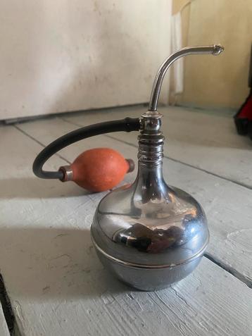 Antieke parfum fles 50,- beschikbaar voor biedingen
