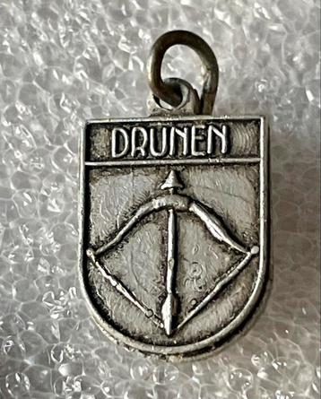 Drunen Wapen Speldje / Bedeltje beschikbaar voor biedingen