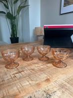 Vintage Roze Borrelglazen / Ijscoupes - Indonesia, Antiek en Kunst, Antiek | Glas en Kristal, Ophalen of Verzenden
