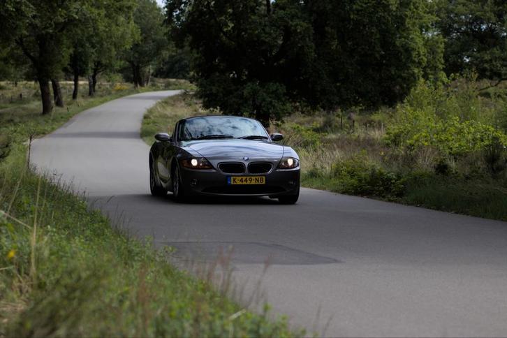 BMW Z4 2.5 I Roadster 2004 Grijs rechtsgestuurd, Auto's, BMW, Z4, Benzine, F, Cabriolet, Handgeschakeld, Geïmporteerd, Zilver of Grijs