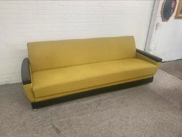 Bank geweldige vintage groene slaapbank uit de jaren 60. beschikbaar voor biedingen