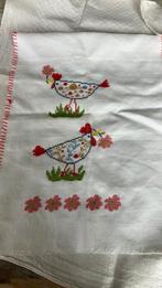 Vrolijke kippen handgeborduurd, Hobby en Vrije tijd, Borduren en Borduurmachines, Ophalen of Verzenden, Nieuw, Handborduren