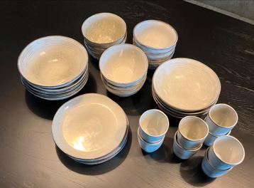 Aardewerk servies van Blokker beschikbaar voor biedingen