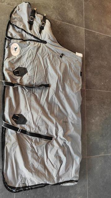 Paardendek Global, 155/ 205, 300gr in prima staat beschikbaar voor biedingen