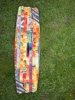 Kite board Naish Motion 134 x 41, Watersport en Boten, Kitesurfen, Twintip, Ophalen of Verzenden, Gebruikt, Kiteboard