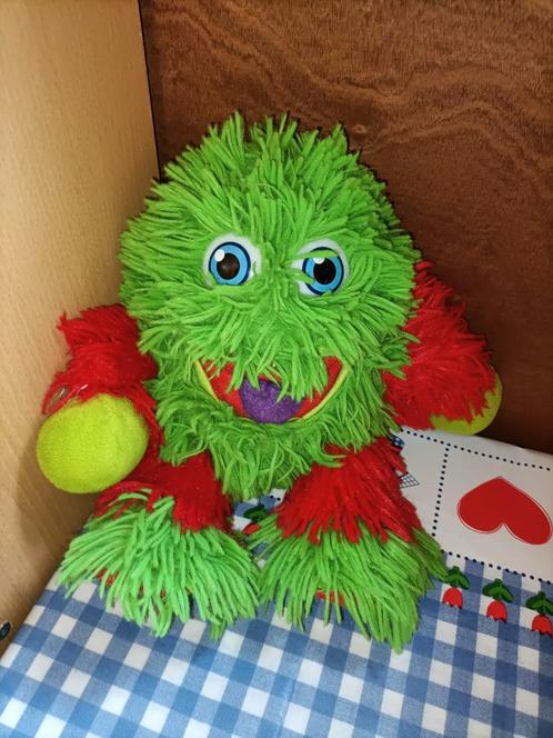 Groene Grobbebol handpop Tita Tovenaar 28 cm groot, Kinderen en Baby's, Speelgoed | Knuffels en Pluche, Ophalen of Verzenden