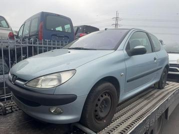 Peugeot 2061.4 Gentry 2002 veel onderdelen voorradig  beschikbaar voor biedingen