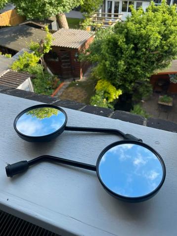 rearview mirror  beschikbaar voor biedingen