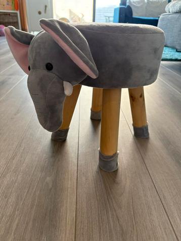 Z.g.a.n. Olifantenkrukje (leuk voor babykamer) beschikbaar voor biedingen