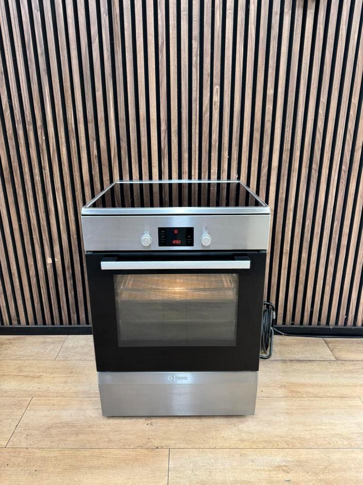 Luxe Bosch Inductie Rvs Fornuis 60 cm (Gratis bezorgen), Witgoed en Apparatuur, Kookplaten, Zo goed als nieuw, Vrijstaand, Inductie